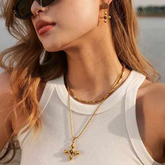 18K Gold Stainless Steel Cross Necklace Titanium Steel Non-Fading Jewelry Trendy Link Chain Women